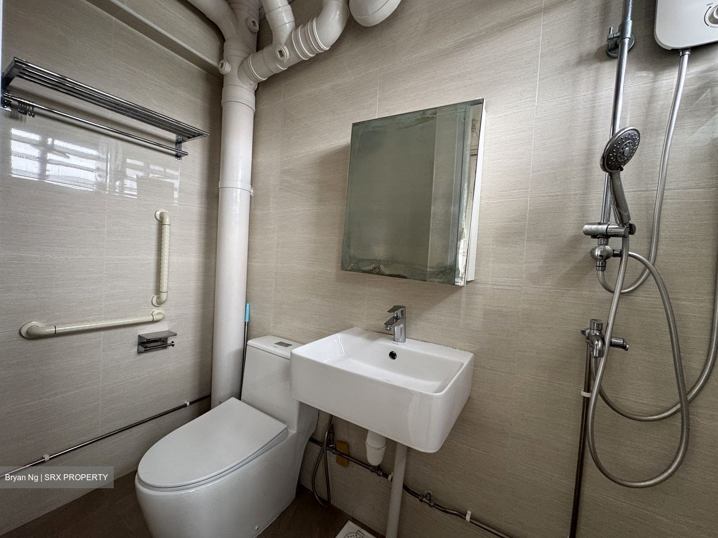 Blk 42 Sims Drive (Geylang), HDB 4 Rooms #502106611